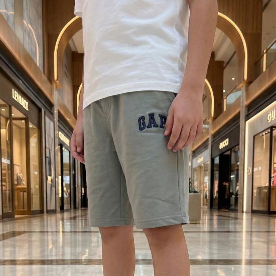 صورة شورت برمودا GAP